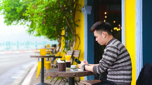 Découvrez les conversations amoureuses par téléphone rose